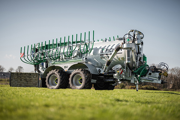 Spreaders & Sprayers