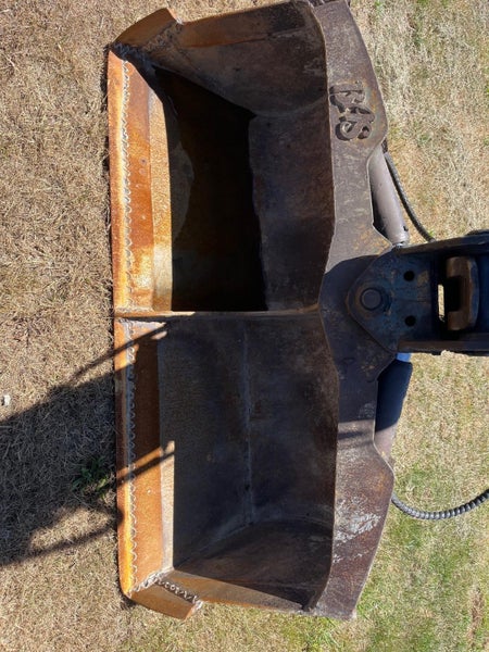 2175861747
