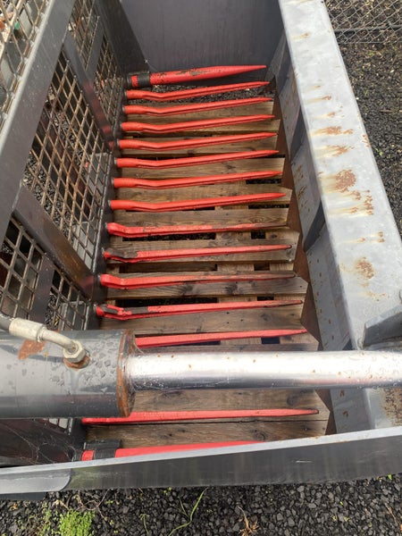 2304765383